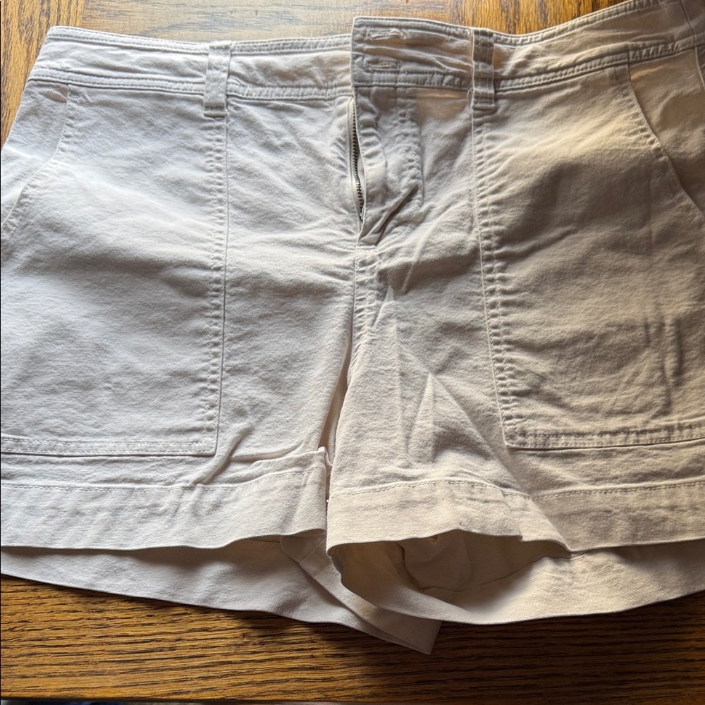 a new day High-Waist Cream Utility Patch Pocket Shorts